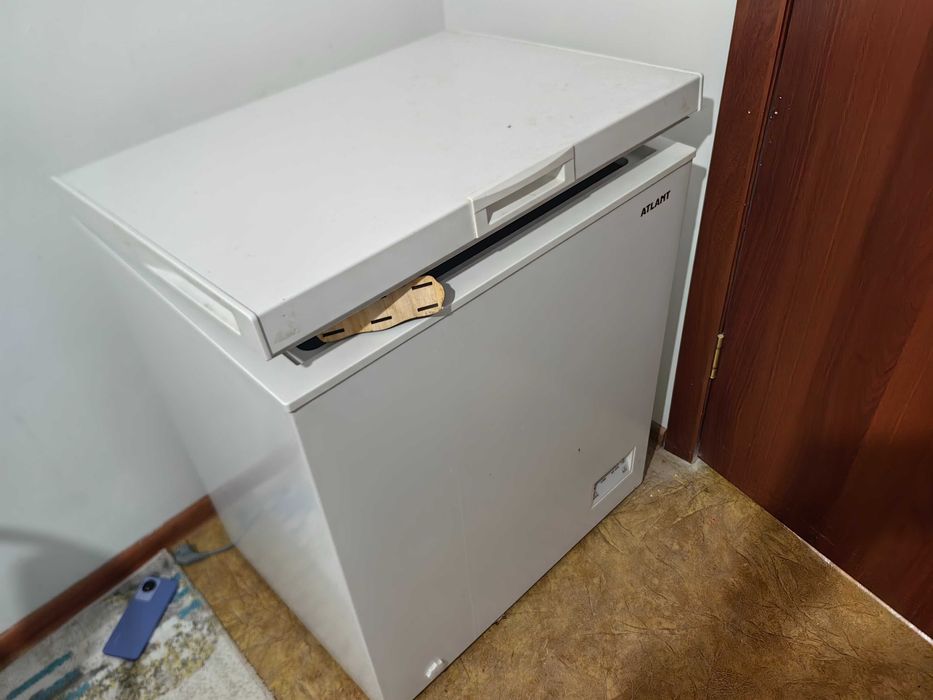 Продам морозильник ATLANT