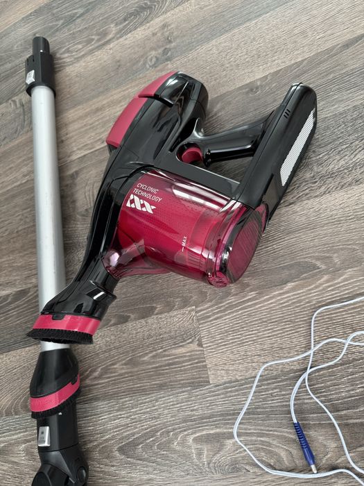 Вертикална прахосмукачка Rowenta x-pert essential 260