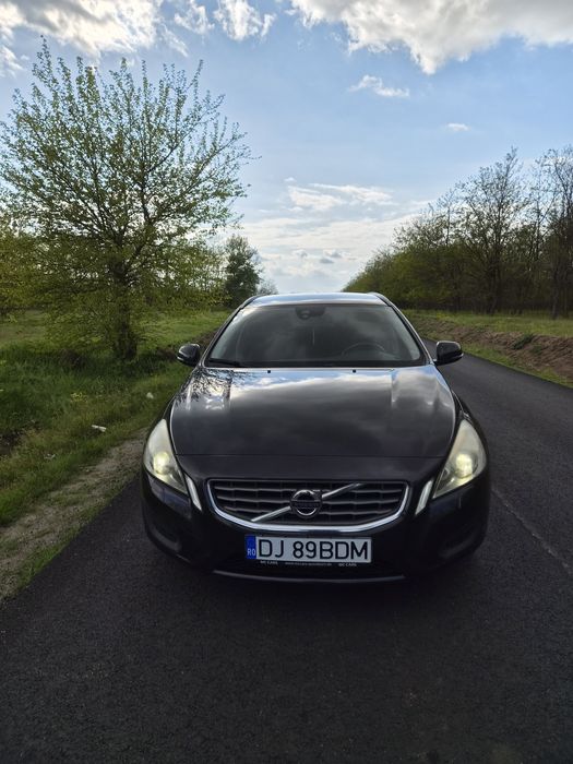 Volvo V60 D5 2.4
