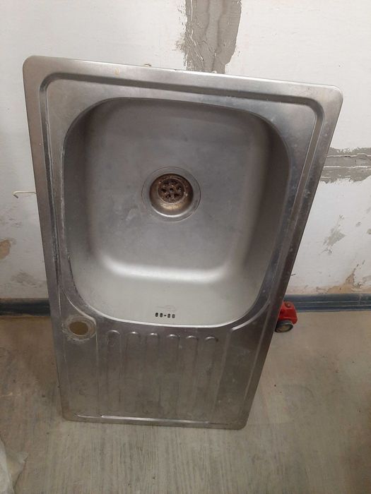 Продам раковину кухонную