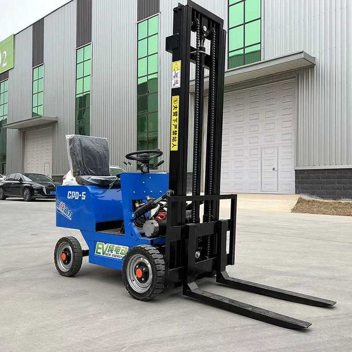 Високопроходим Електроповдигач, високоповдигач, повдигане до 3 метра