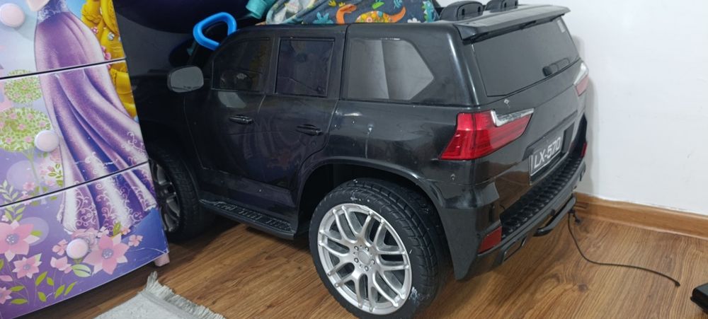 машинка детская лексус