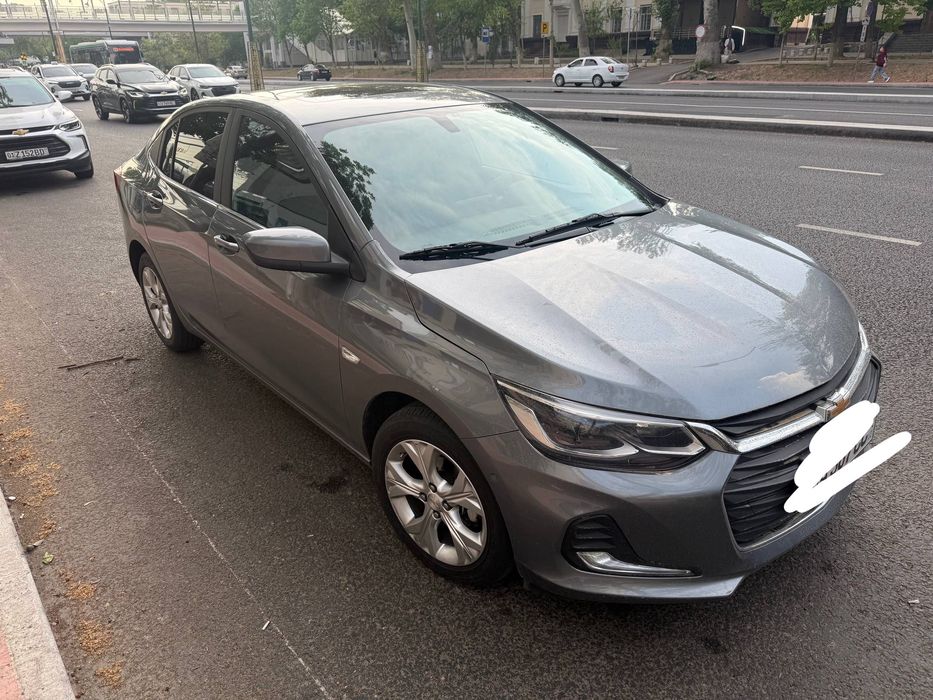 Продаю Onix Premier 2, состояние идеальное