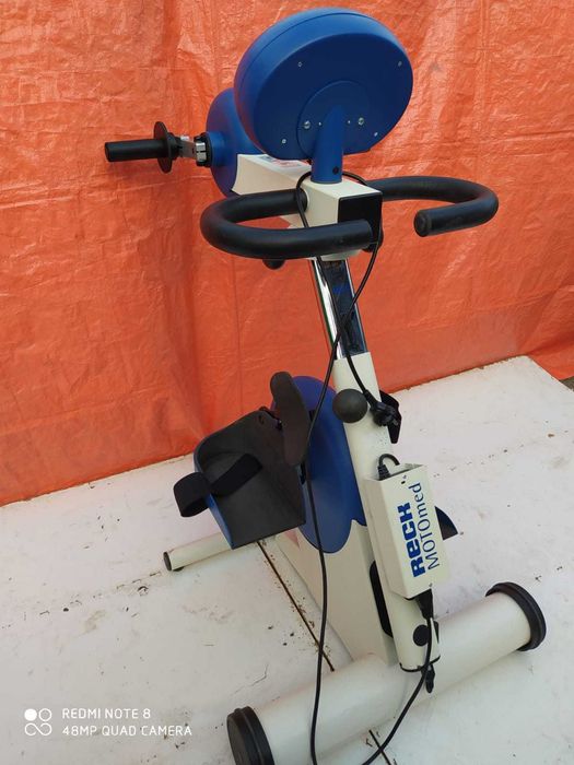 Bicicleta pentru recuperare Motomed Viva 2 (maini /picioare