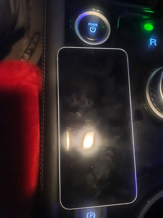 Samsung S25 почти новый