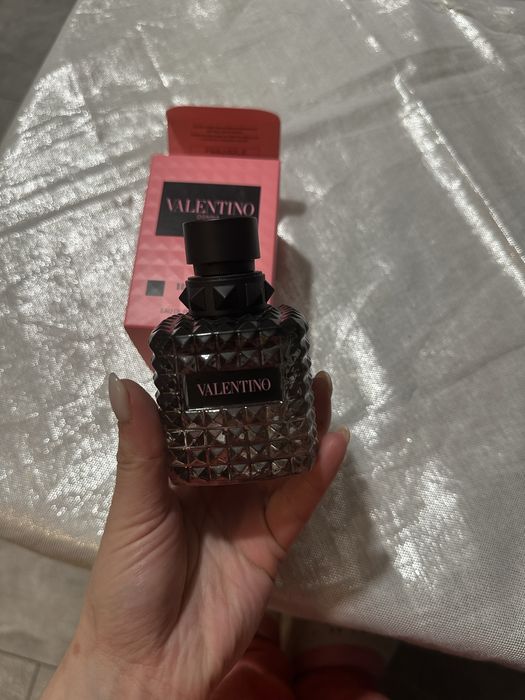 Парфюм Valentino Donna Born in Roma