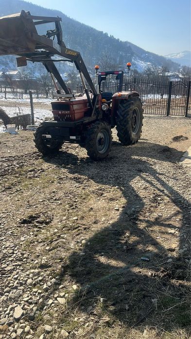 Tractor FIAT   DT cu incarcator frontal