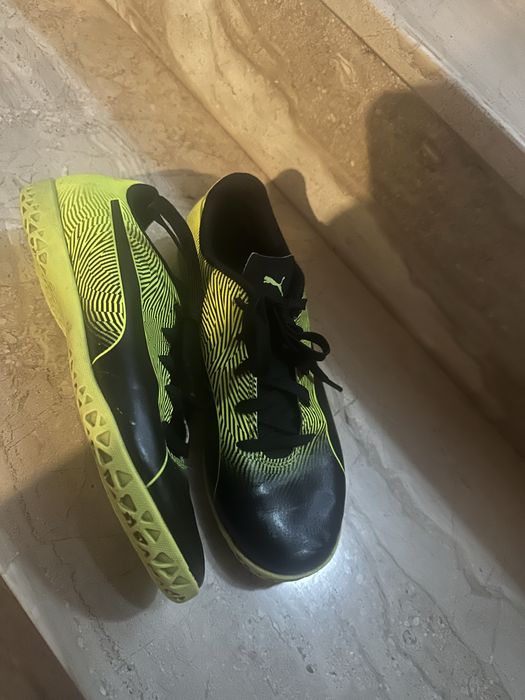 Ghete fotbal Puma 35,5