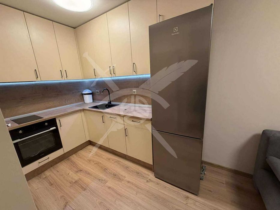 Дава се под наем Двустаен апартамент в София, Кръстова вада - 60 кв.м за 700 € - Снимка #3