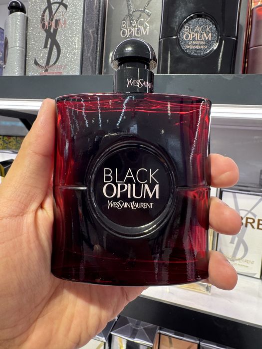 Yves Saint Laurent Black Opium