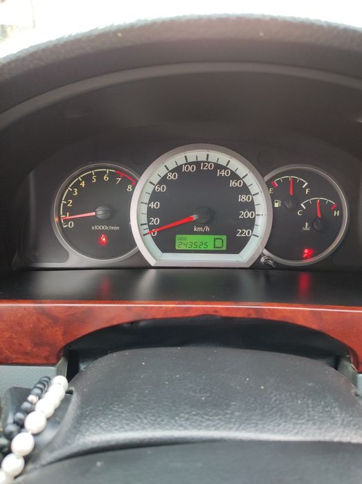 Lavetti 1.6 avtomat 3 pozitsya