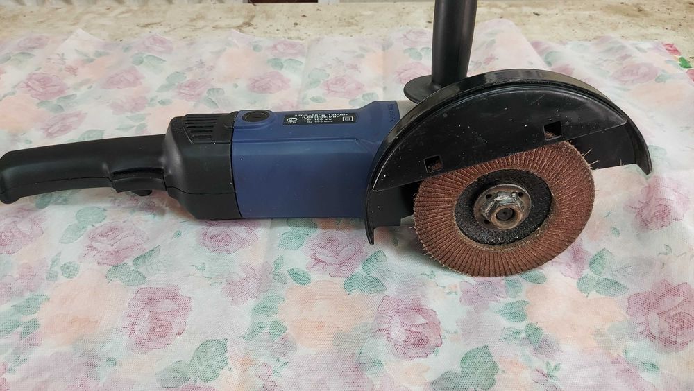 Продам шлифмашинку
