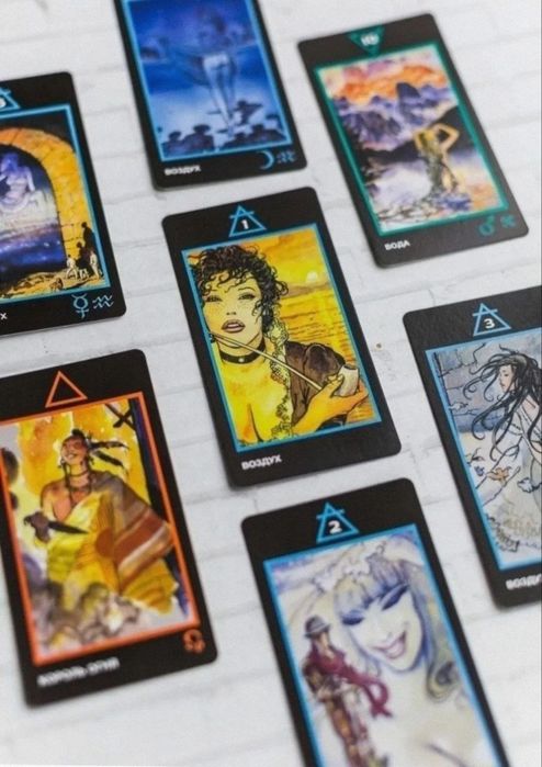 Карты МАК Таро Манара Manara Tarot в жестяном боксе, разм. 6*10.