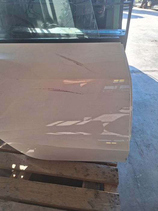 Задна дясна врата Tesla Model 3 Highland / Тесла 3 2024г.