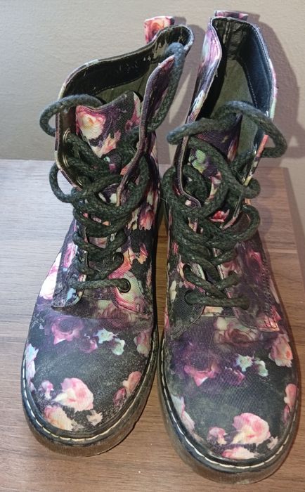 Ghete dama primăvară