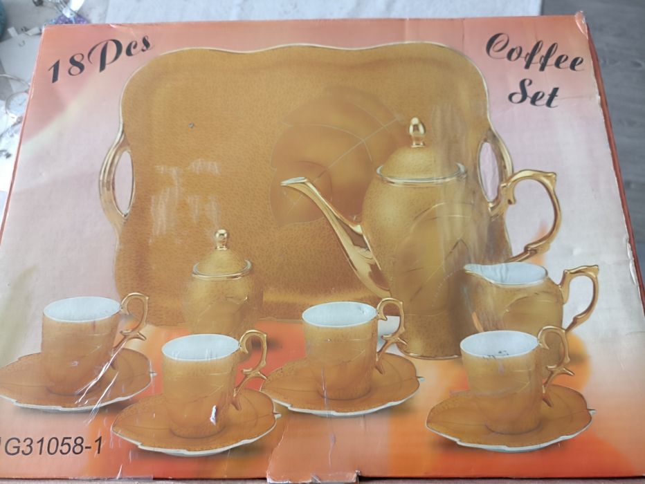 Кофейный и чайный сервизы