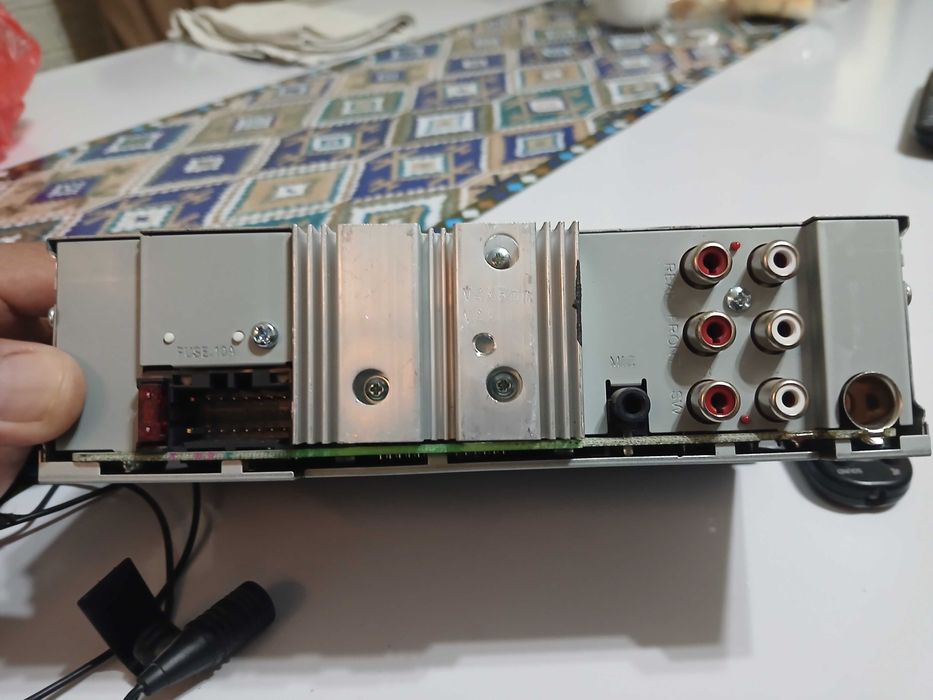 Магнитола JVC KD-X462BT