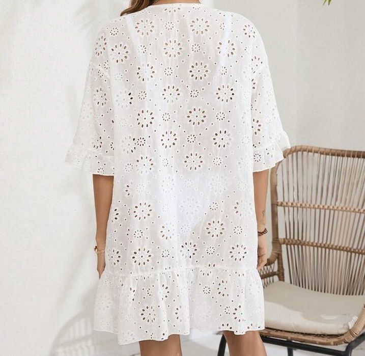 Плажна риза в бяло