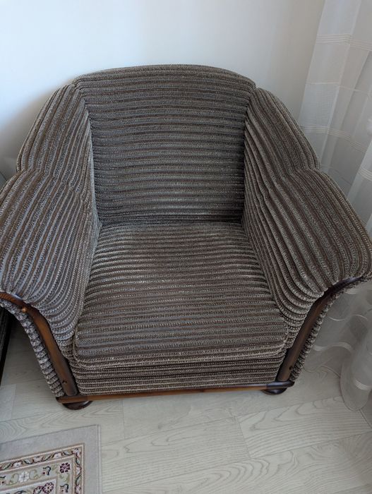 Мягкая мебель ,кресла