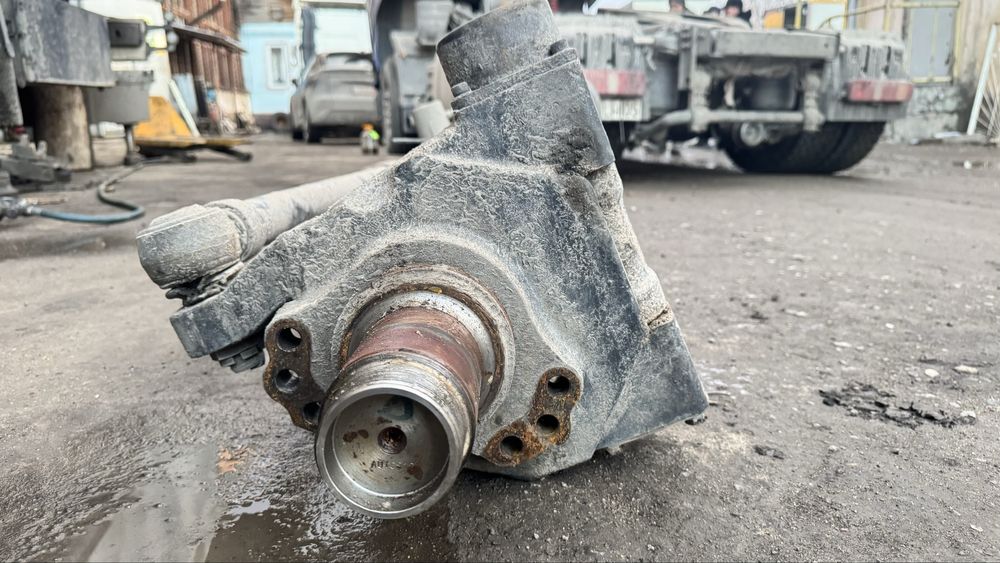 Продам  Подруливаемую ось на schmitz cargobull