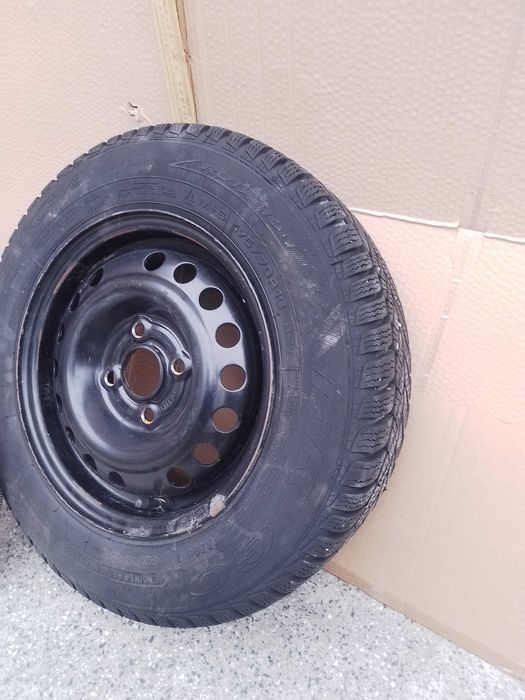 Гуми с джанти Опел Кадет 13" с тасове