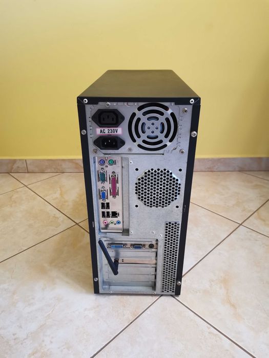 Компютърна конфигурация Prestigio