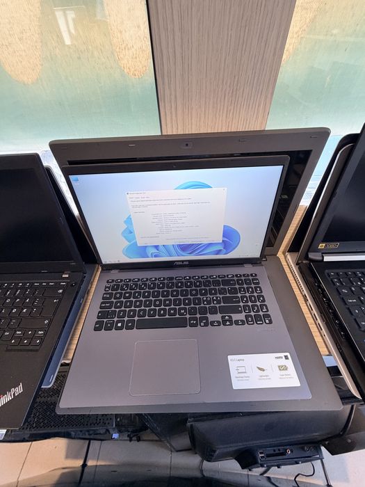 Laptop Acer , Lenovo ,Asus perfect internet ,office, scoala 400 ron