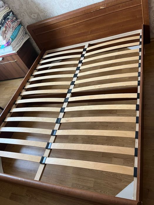 Продается кровать