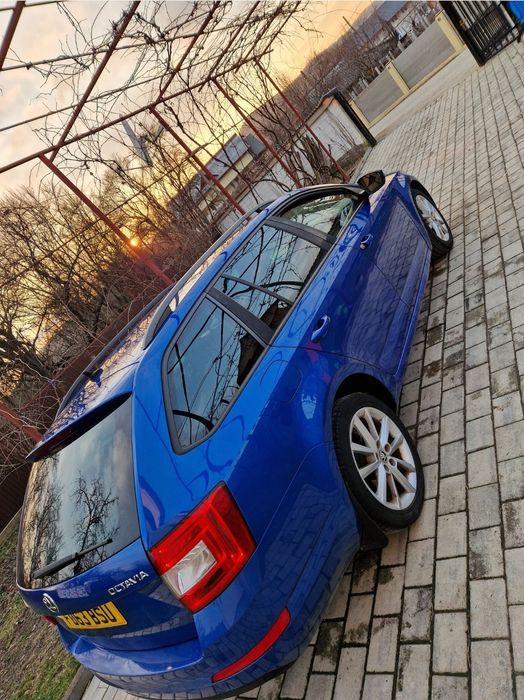 Dezmembrez skoda octavia 3 2012-2017  2.0 tdi CKF automat DSG