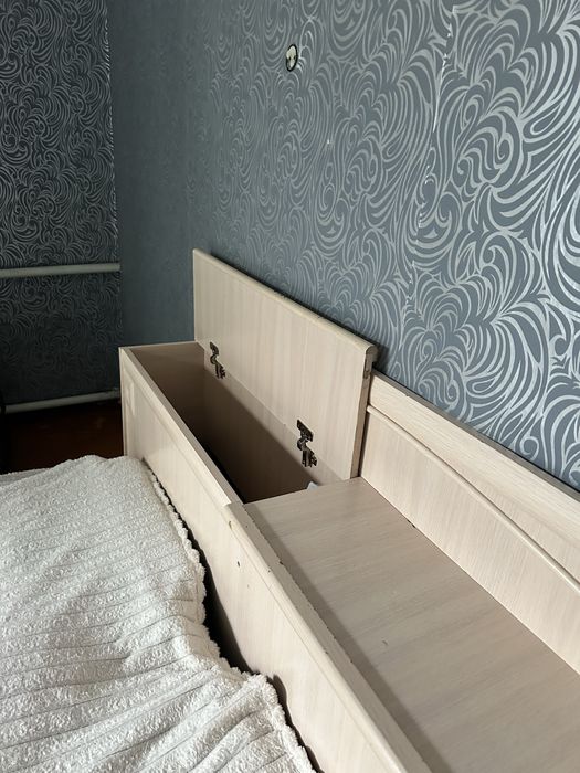 Продам двухспальнюю кроаать