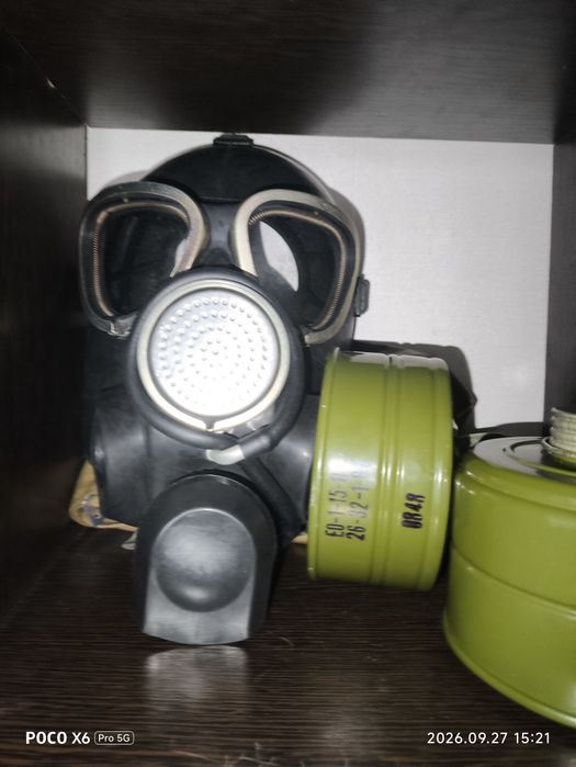 Продам противогаз (ы)