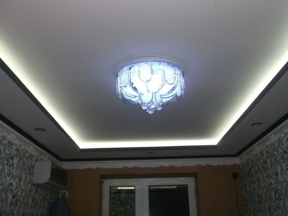 Устанавливаем люстр,бра,светильники,прожекторы,розетки,включатели.Саша