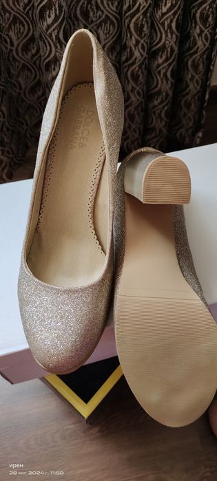 Вечерние женские туфли