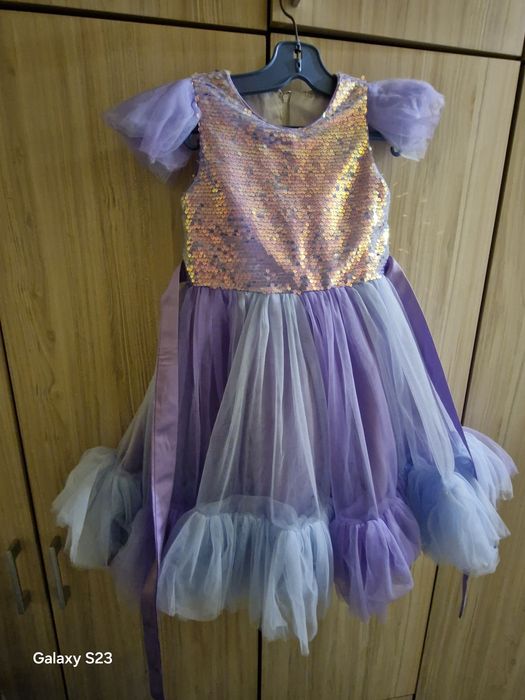 Рокля 130 размер