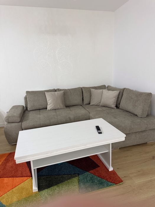 Inchiriez apartament 3 camere Stefan cel Mare