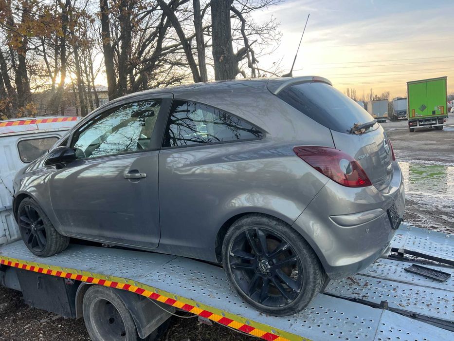 Opel Corsa D 1.3 CDTI face , Опел Корса Д ЦДТИ фейс На Части !!!