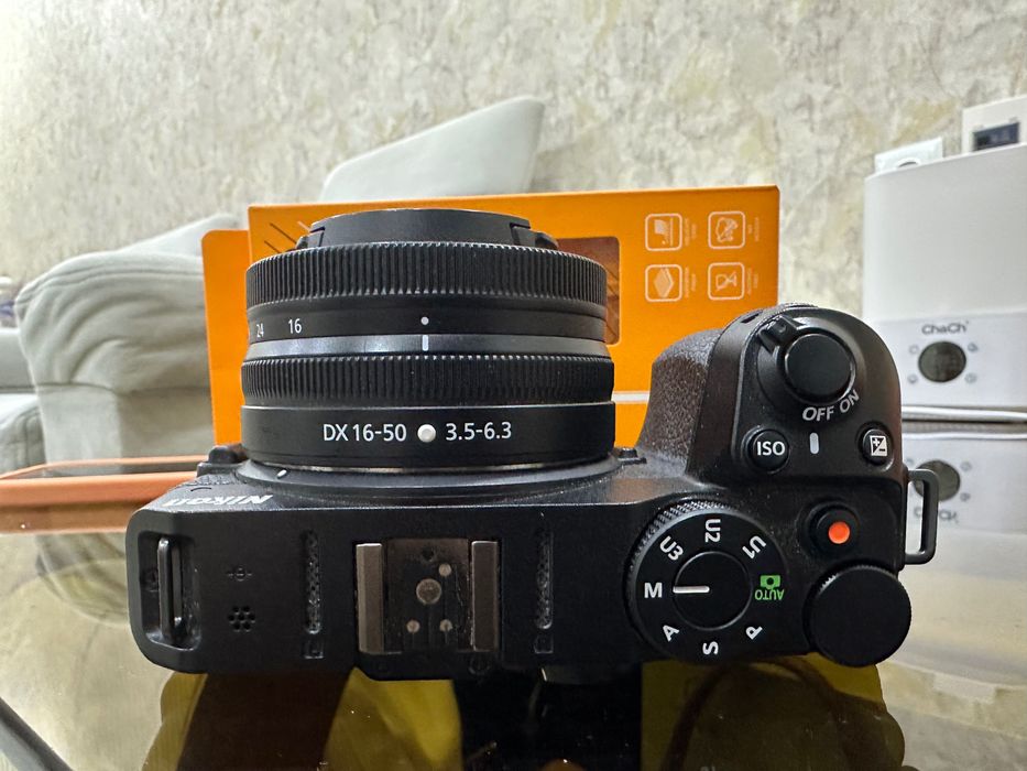 Камера Nikon Z30 с объективом