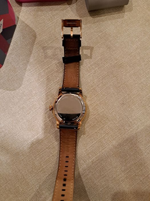 Часовник FOSSIL ME 1138