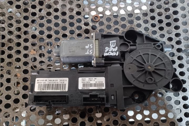 Motoras macara geam spate stanga 0130822479 807315510R Renault Megane