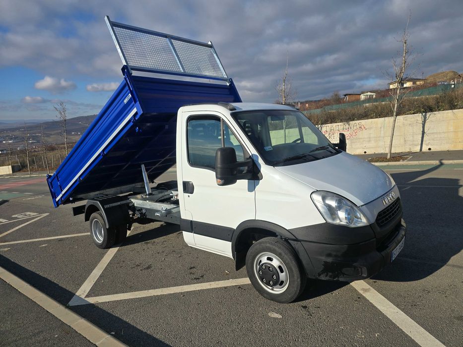 Iveco daily basculabil 50c15 ,35c15,35c18,70c,65c Mercedes