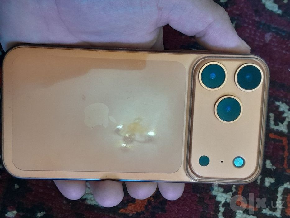 Iphone XR dan 17 pro qilingan
