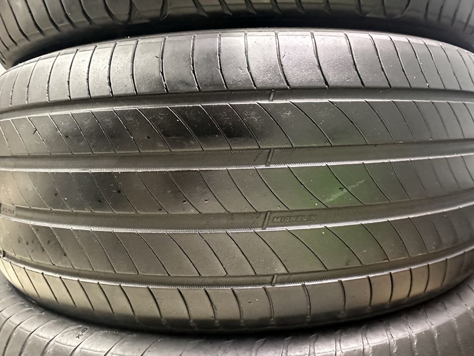 Шины 235/55R18 (2шт) Michelin