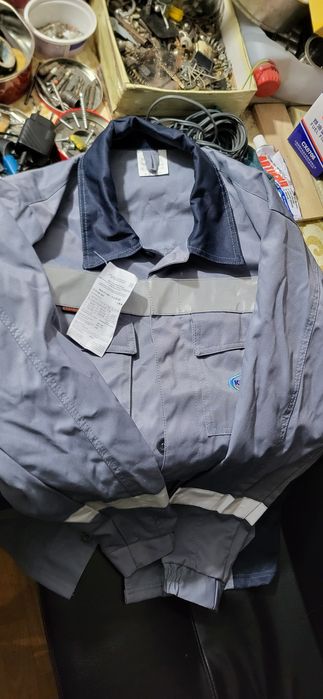 Продам. Спецодежду новый