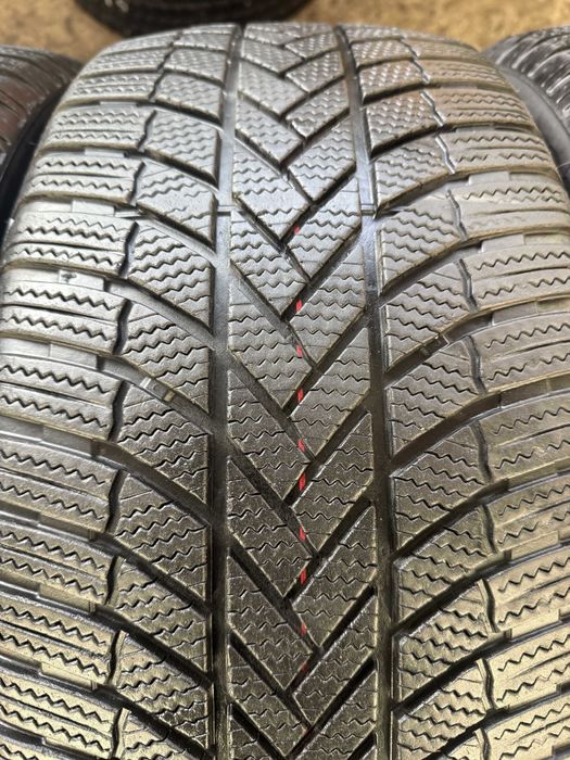 4x Anvelope iarna 245/50 R19 - Bridgestone Blizzak LM 005