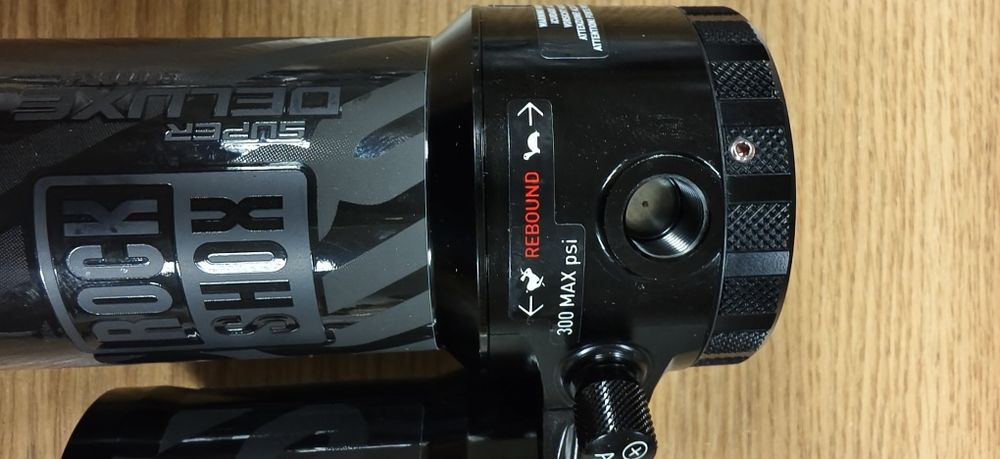 НОВ амортесьор/Шок RockShox Super Deluxe Select+ 205x60/65 Trunion