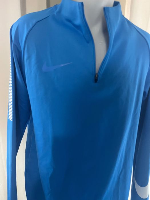 Спортни мъжки блузи Nike