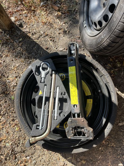 Kit rezerva slim 5x120 195/80 R17 Volkswagen Touareg R5