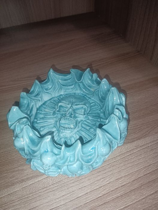 Пепельница " Череп"