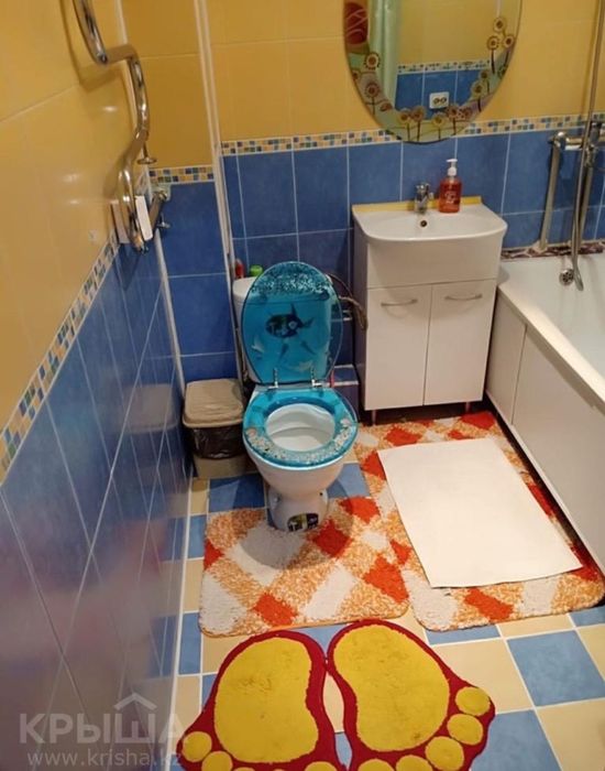 Аксай 1  а Момушулы Толе би