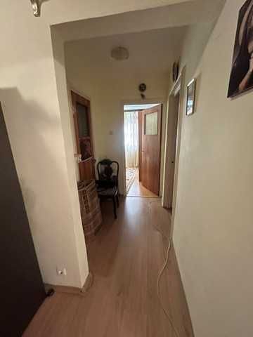 Vanzare Apt 3 camere,parter ,decomandat,bloc 4 etaje,sector 4, 10 min Dr Gazarului sau 5 min str Straja(linii RATB)